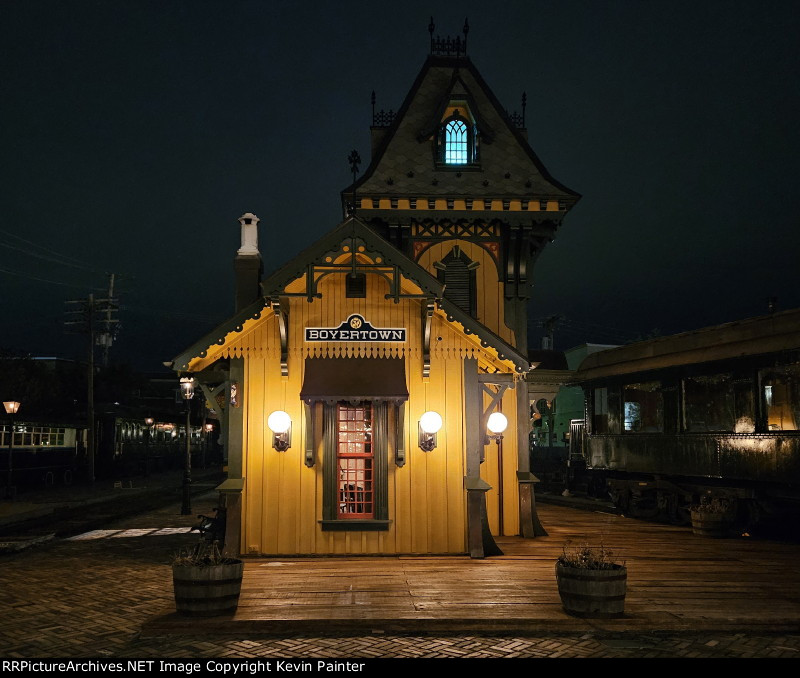 Gingerbread station 